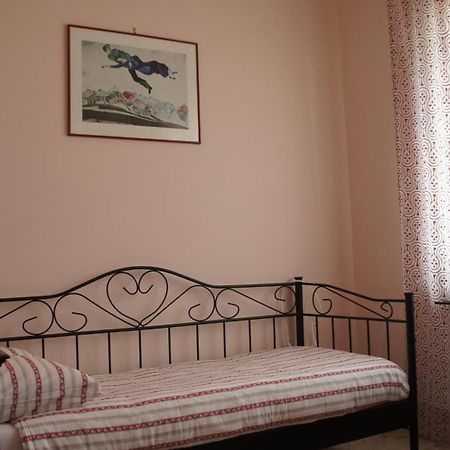 Il Piccione Viaggiatore Banchette D'Ivrea Ruang foto